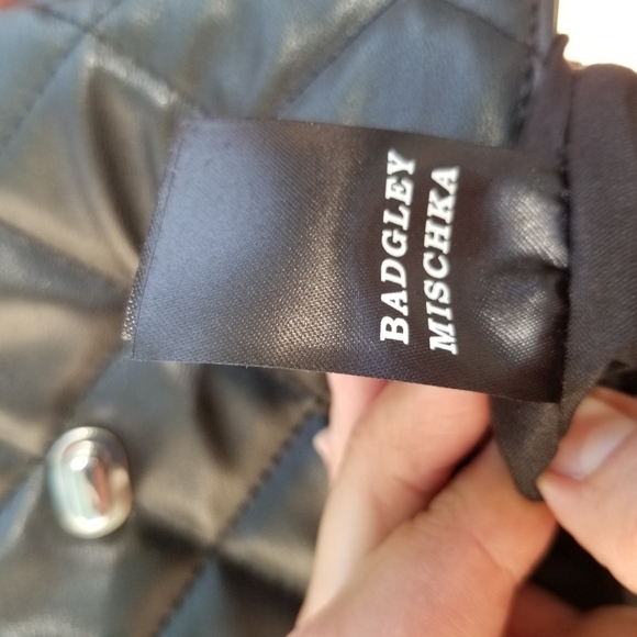 NWT Badgley Mischka clutch bag with pearl handle - Picture 8 of 11